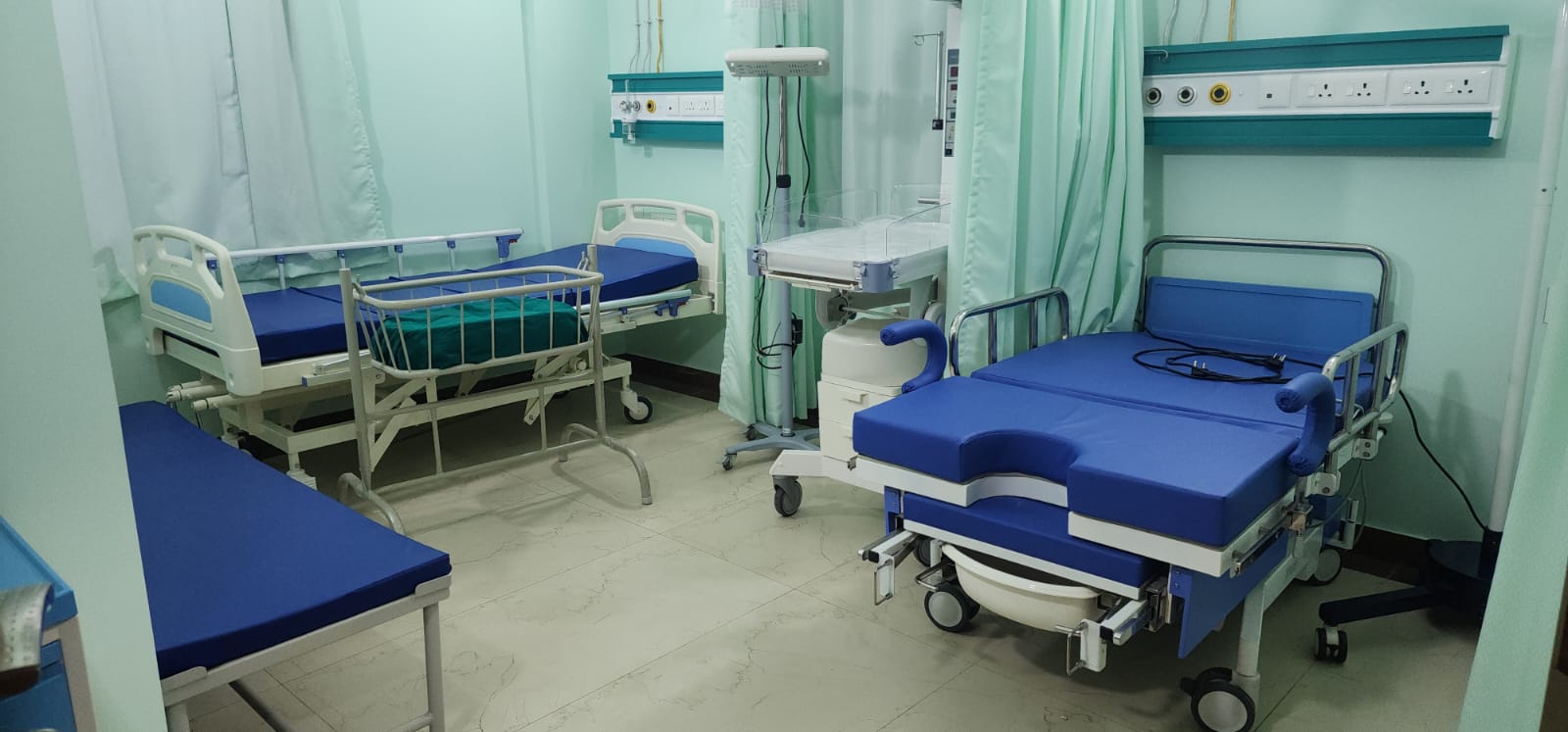ICU Facility at Ashmitha Multi-speciality Hospital